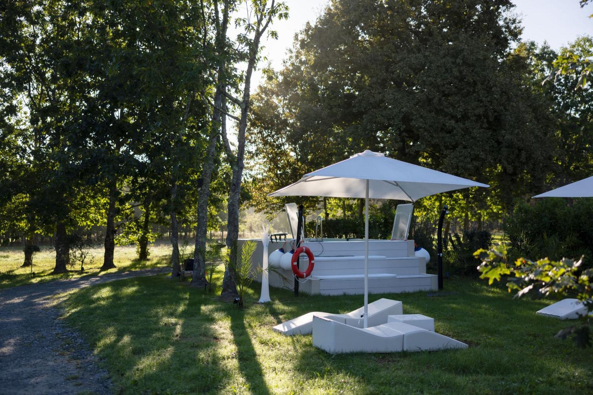 L Ost In Sensations -Hebergements Insolites Et Suites De Luxe Spa Sauna Piscine Foret Marcenais Εξωτερικό φωτογραφία